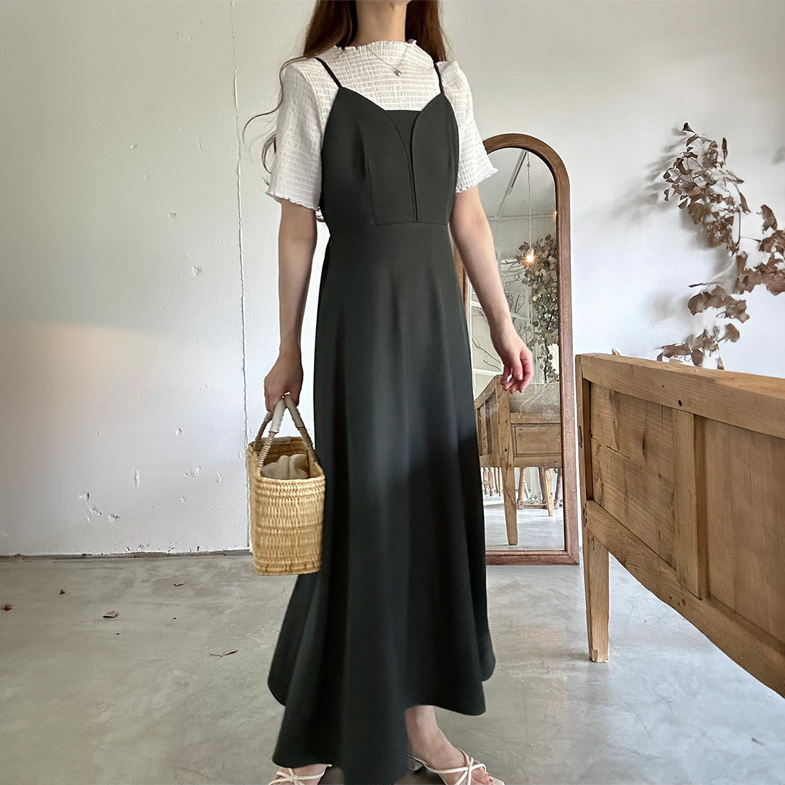 ラウアー LAUIR バックリボンデザインキャミワンピース