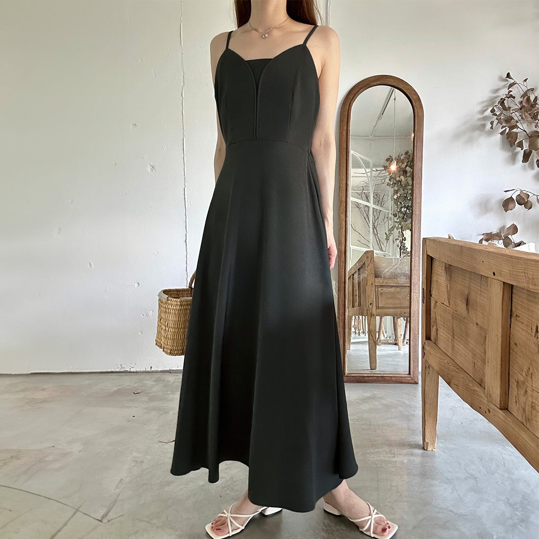 ラウアー LAUIR バックリボンデザインキャミワンピース