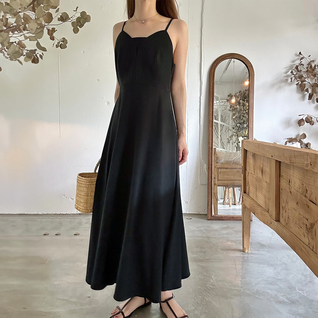 ラウアー LAUIR バックリボンデザインキャミワンピース