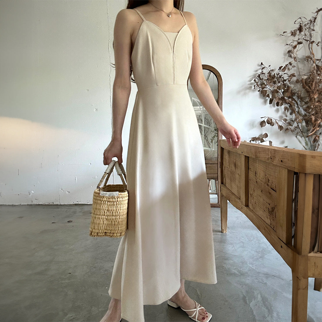 ラウアー LAUIR バックリボンデザインキャミワンピース