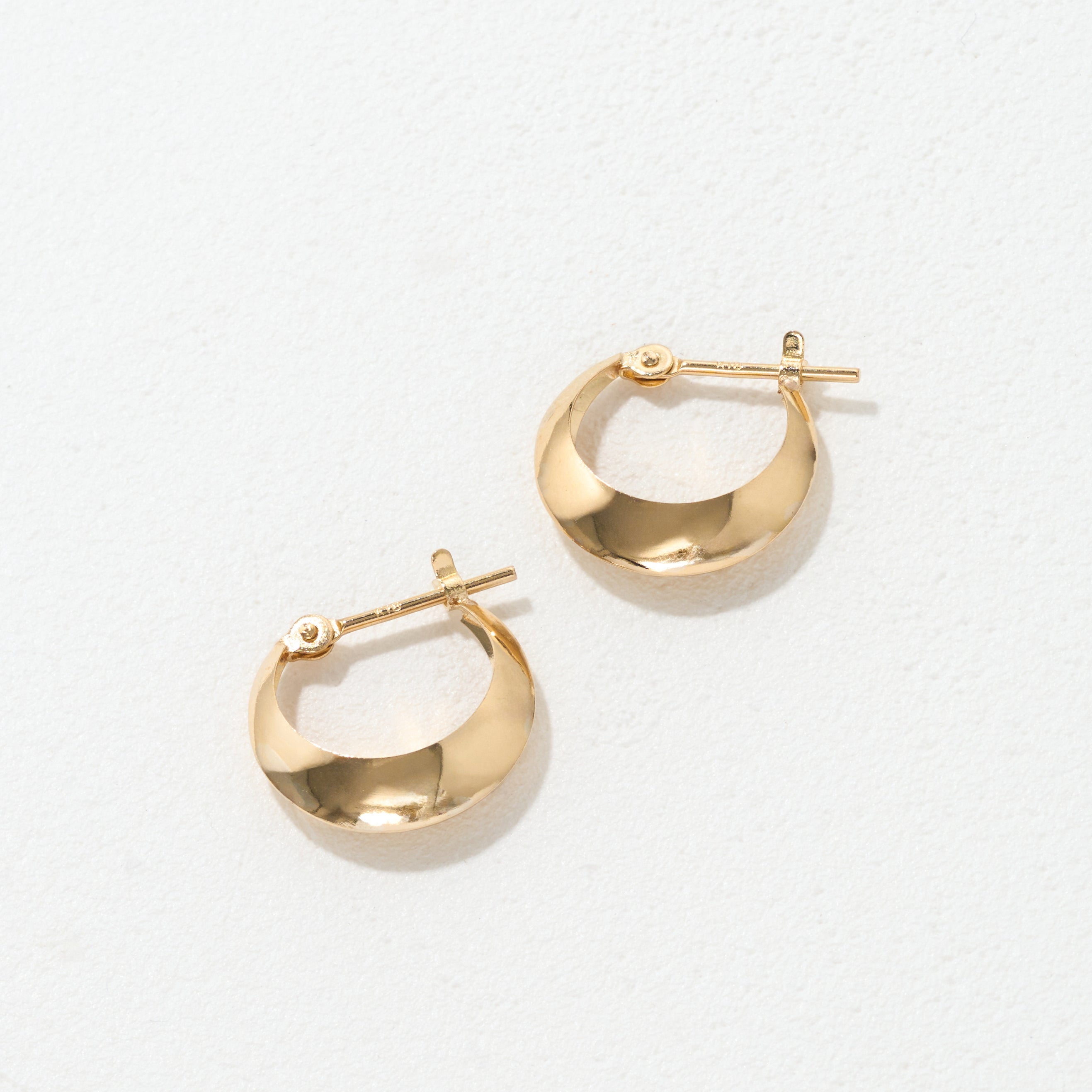 エルアンドコー L&Co. K18ムーンデザインフープピアス （ゴールド） ゴールド