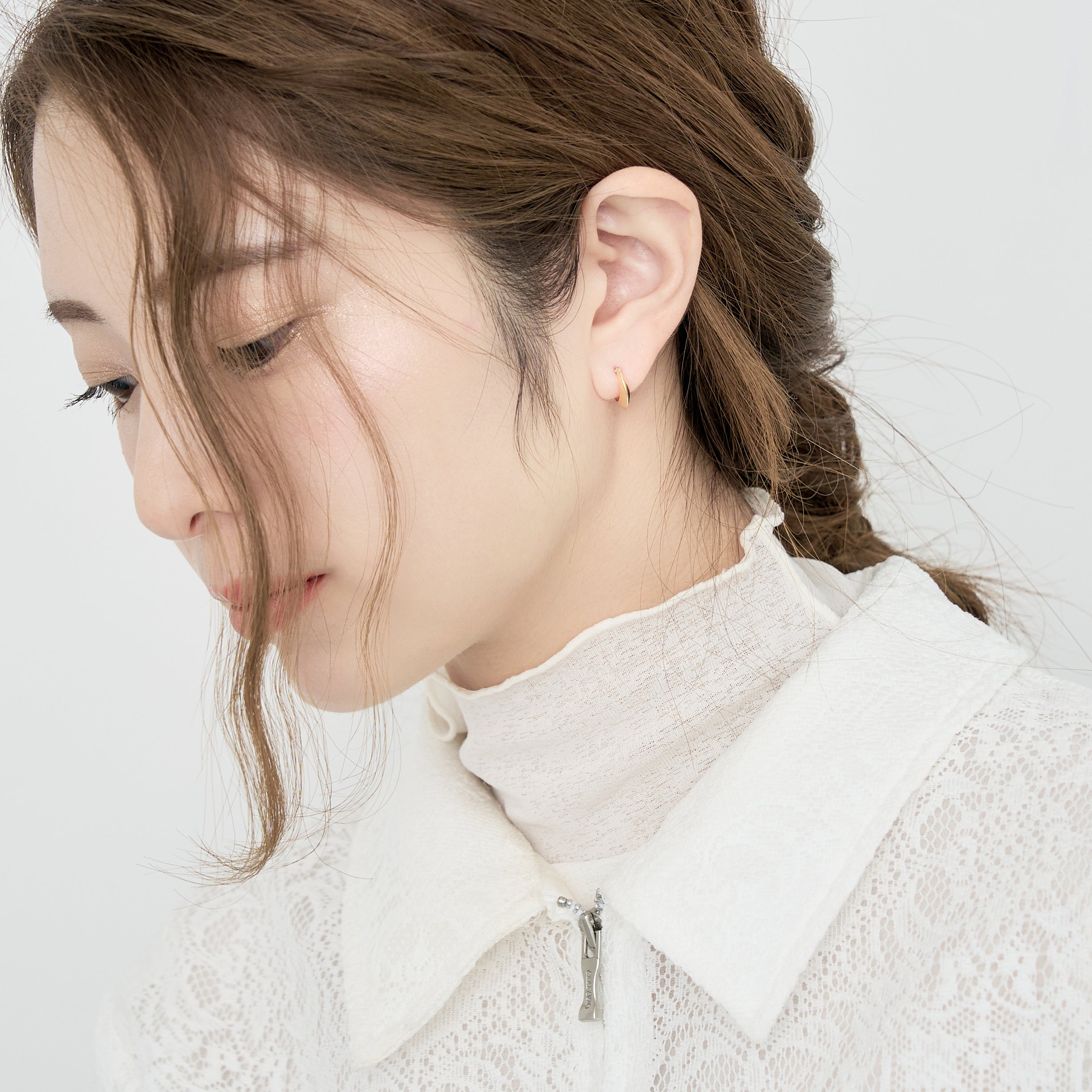 エルアンドコー L&Co. K18ムーンデザインフープピアス （ゴールド） ゴールド