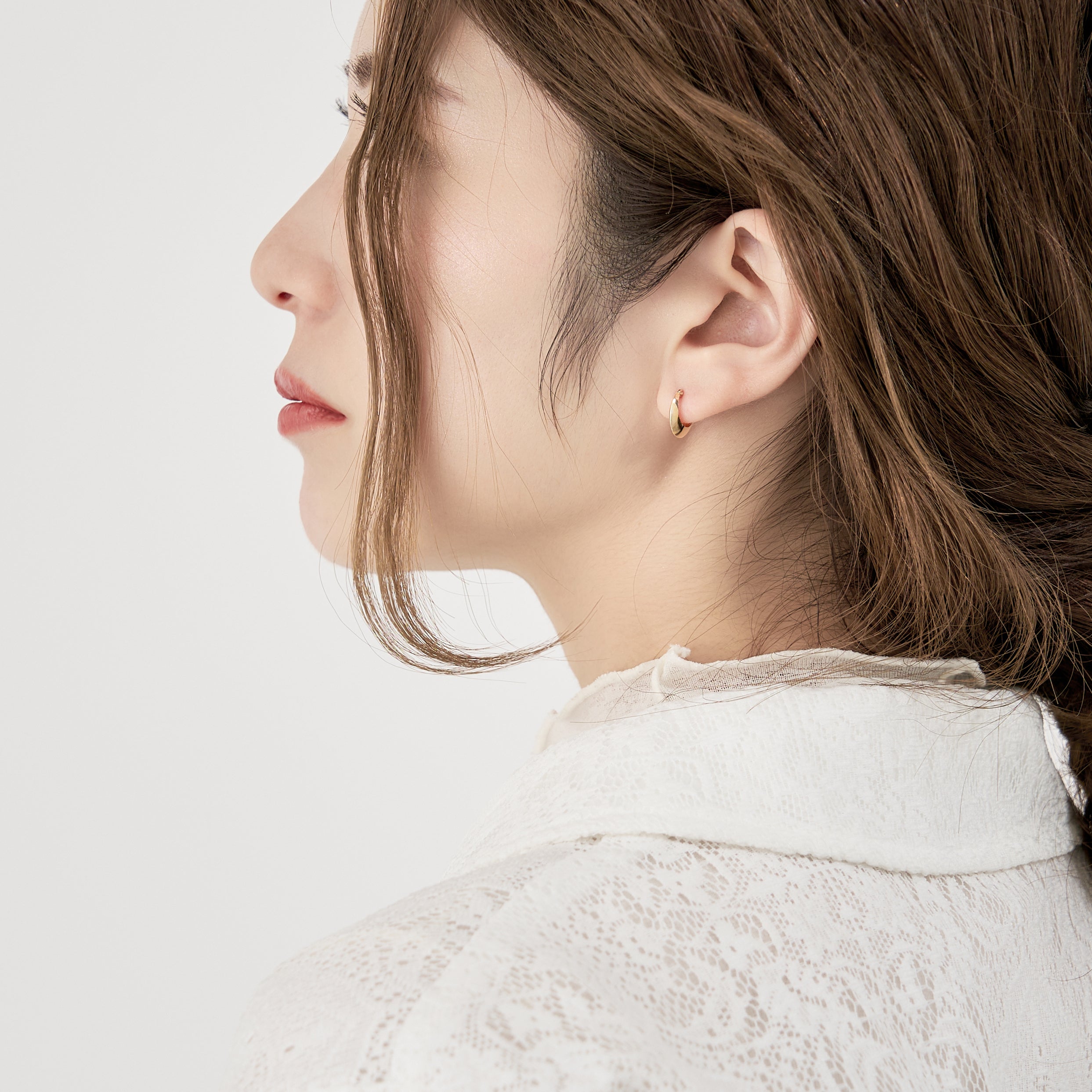 エルアンドコー L&Co. K18ムーンデザインフープピアス （ゴールド） ゴールド