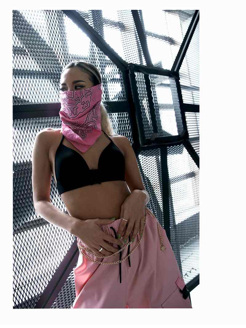 ボムシェル bombshell クラブダンサービキニ ビキニ 水着 ネオンカラー ホルターネック ビビッド ダンス衣装 ジッパー ハイウエスト 韓国風 レディース bombshell【返品不可商品】 （ピンク） ピンク