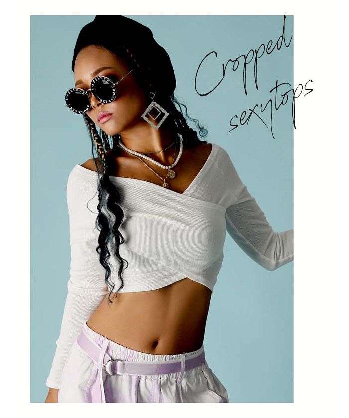 ボムシェル bombshell 長袖カットソー ショート丈 長袖 ワイドネック へそ出し チビT 海外ファッション セクシー プチプラ リブカットソー トップス Bbomb