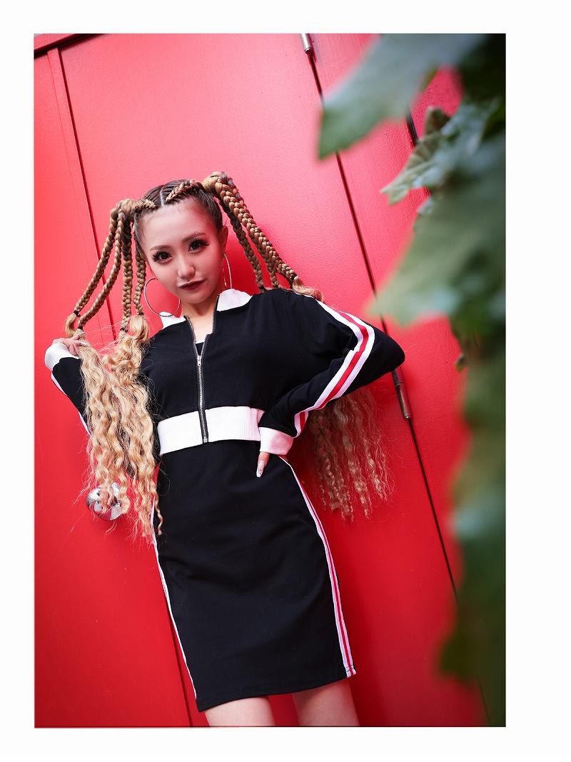 炸彈殼 bombshell 套裝 運動服 迷你連衣裙 上衣 拉鍊 套裝 側線 前開式 運動 進口 舞蹈服 Bbomb