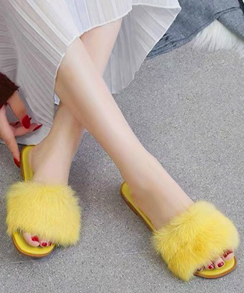 アドティエ ad thie ふわふわ・カラフル ファーサンダル