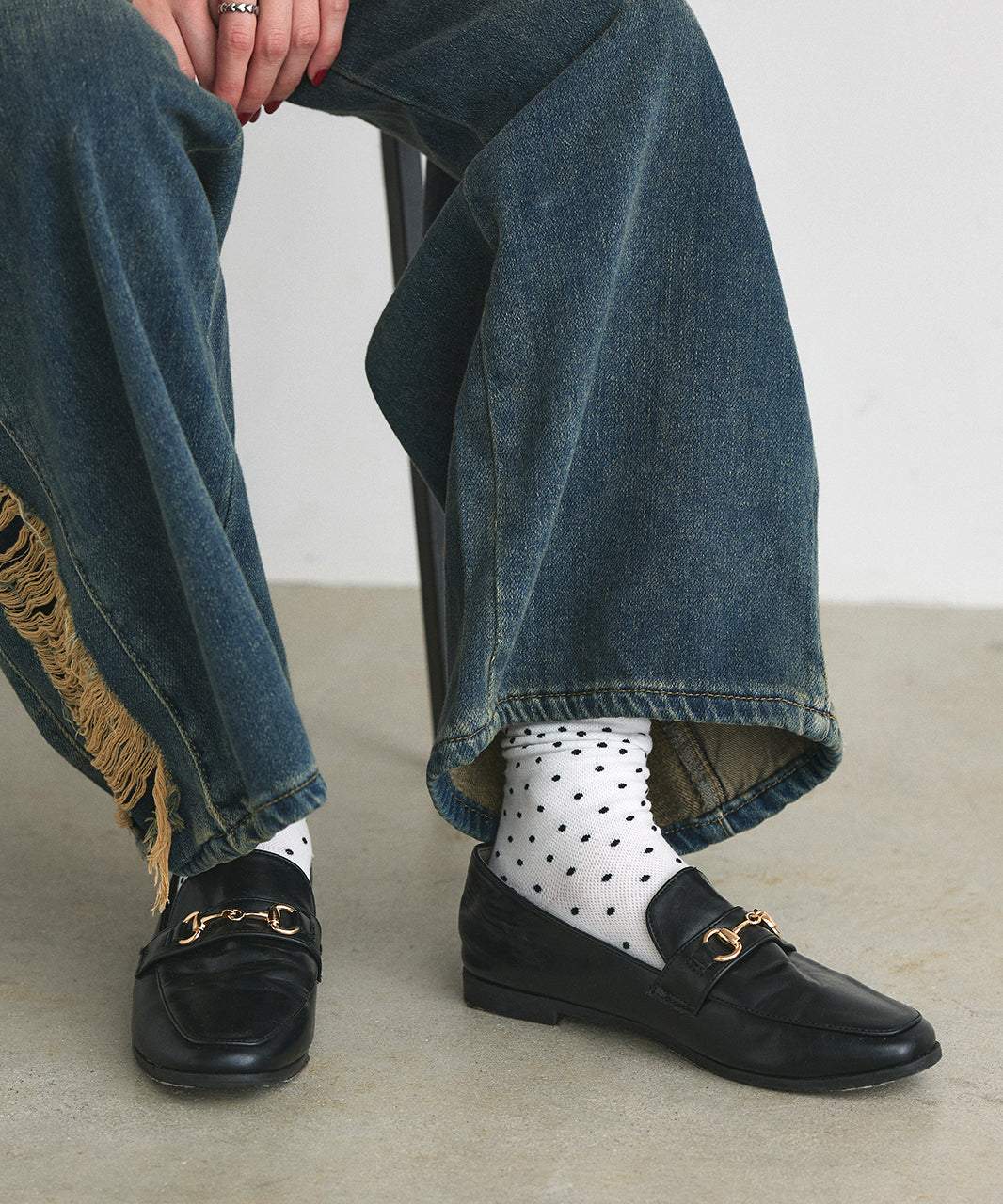 Adthie ad thie 【2024AW New Collection】 Bicolor Dot Socks