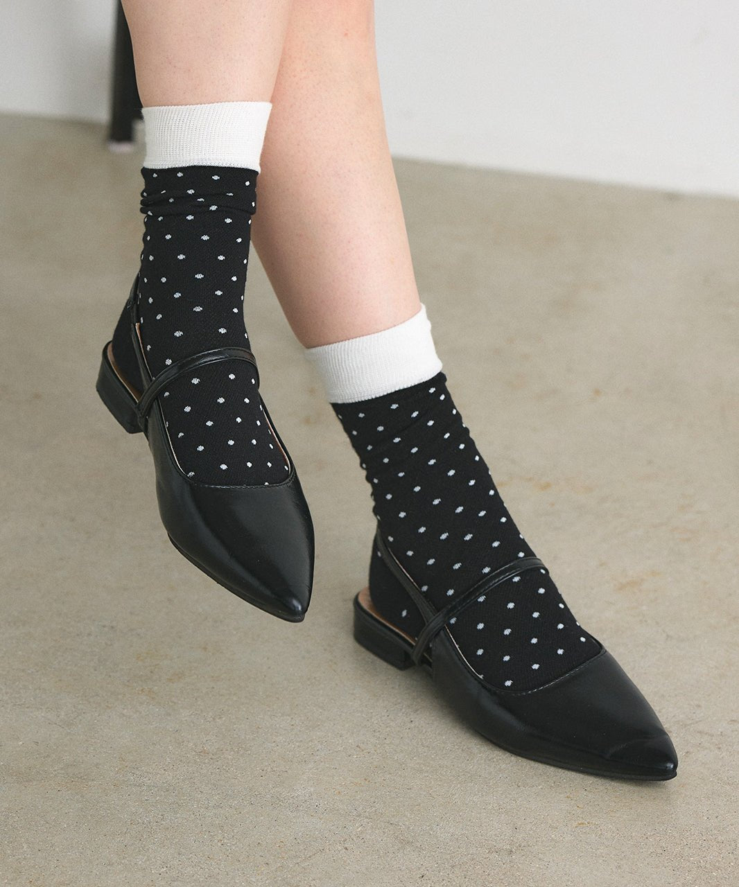 Adthie ad thie 【2024AW New Collection】 Bicolor Dot Socks