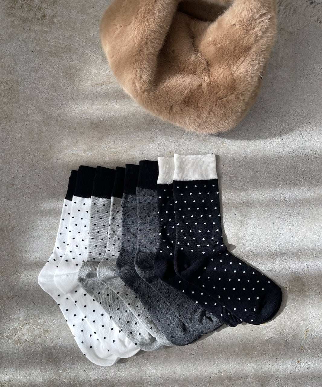 Adthie ad thie 【2024AW New Collection】 Bicolor Dot Socks