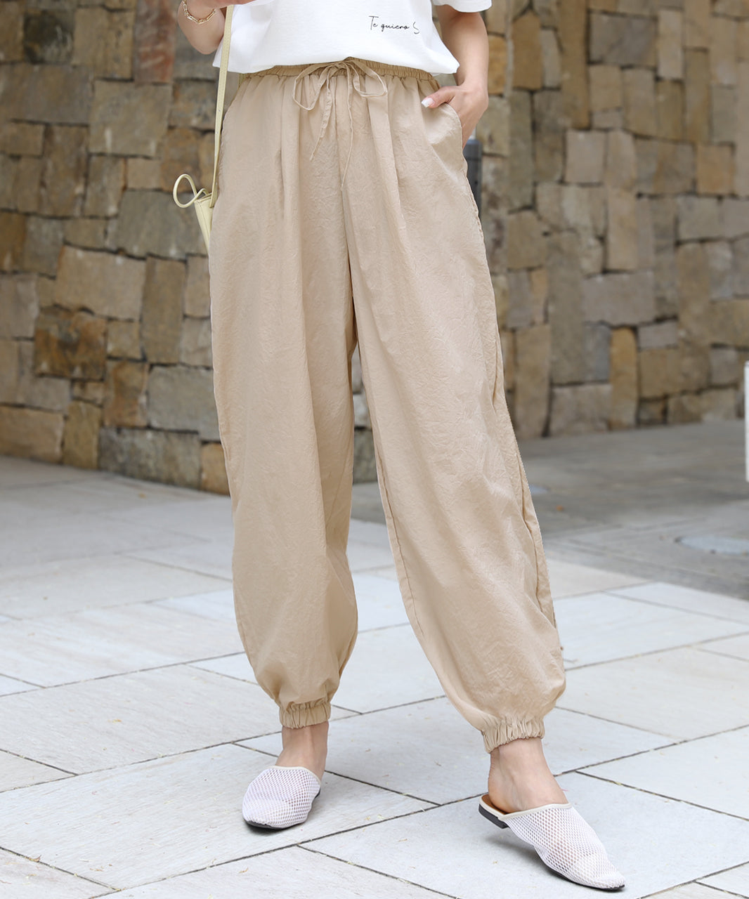 アドティエ ad thie タック ワッシャー加工 カラージョガーナイロンパンツ 夏 夏服
