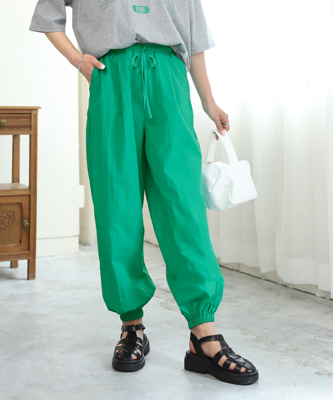 アドティエ ad thie タック ワッシャー加工 カラージョガーナイロンパンツ 夏 夏服