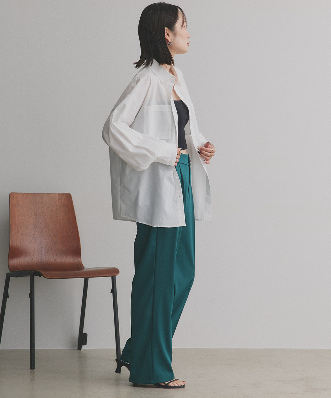 アドティエ ad thie ストレートパンツ センタープレス タック カラー ポケット 後ろゴム 春服 春 （サーモンピンク） サーモンピンク