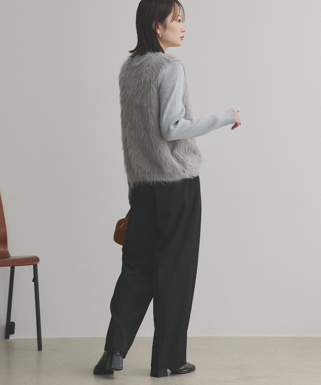 アドティエ ad thie ストレートパンツ センタープレス タック カラー ポケット 後ろゴム 春服 春 （サーモンピンク） サーモンピンク