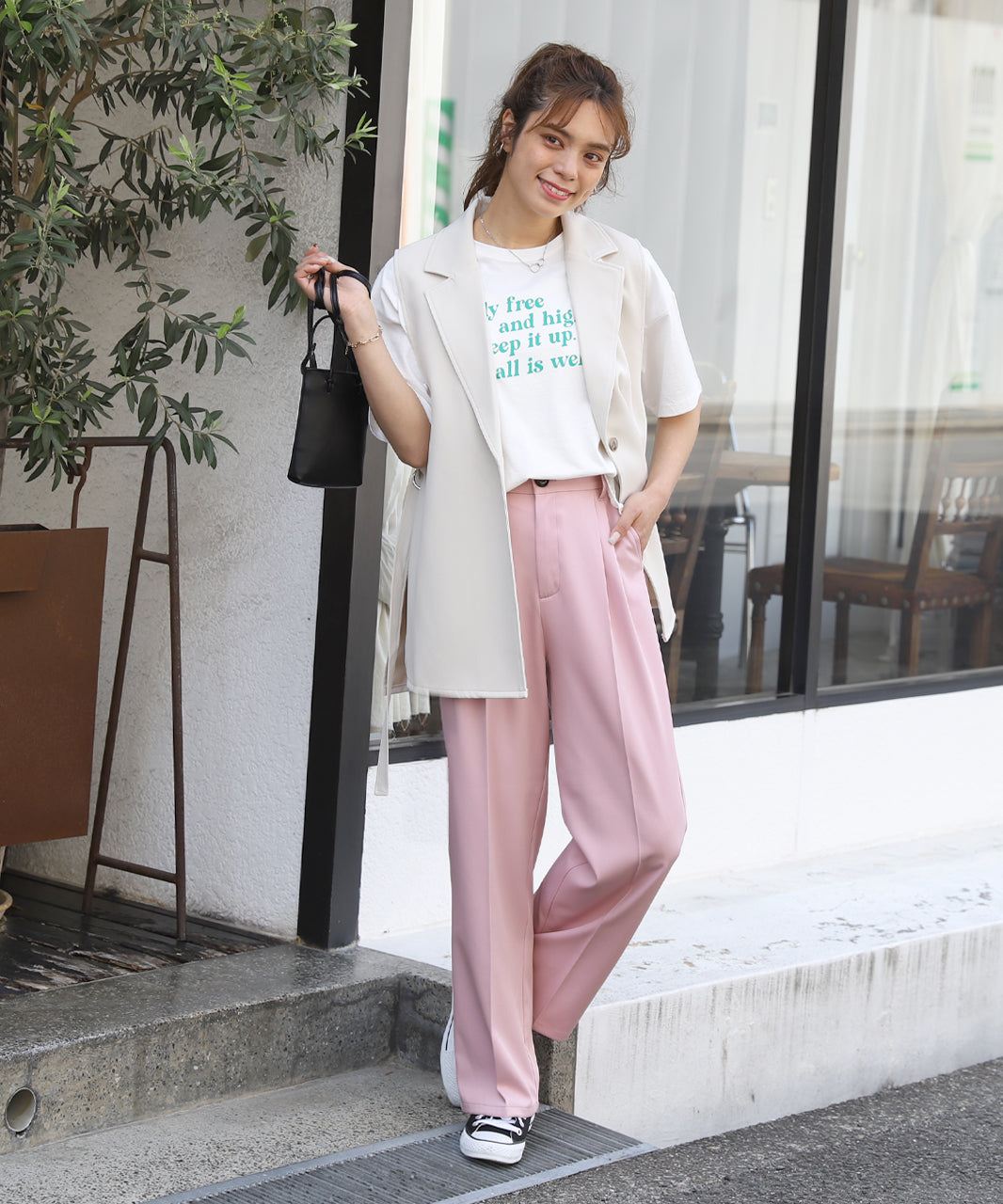 アドティエ ad thie ストレートパンツ センタープレス タック カラー ポケット 後ろゴム 春服 春 （サーモンピンク） サーモンピンク