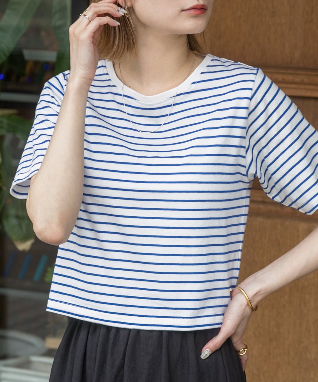 Adthie Simple Plain Border Short Length Mini T-Shirt