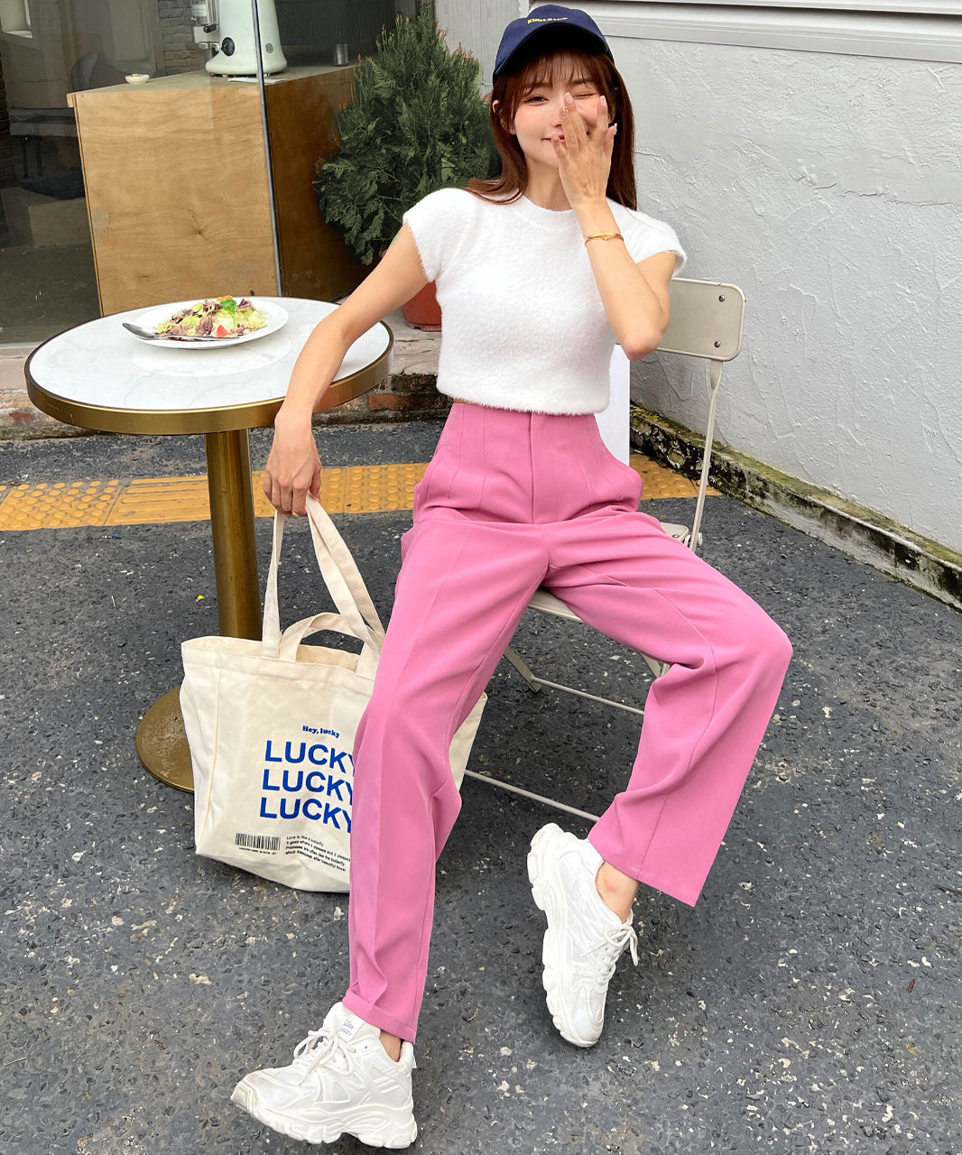 アドティエ ad thie テーパードパンツ ダーツ センタープレス カラー ダーツ 立体 春服 春 （アイボリー） アイボリー