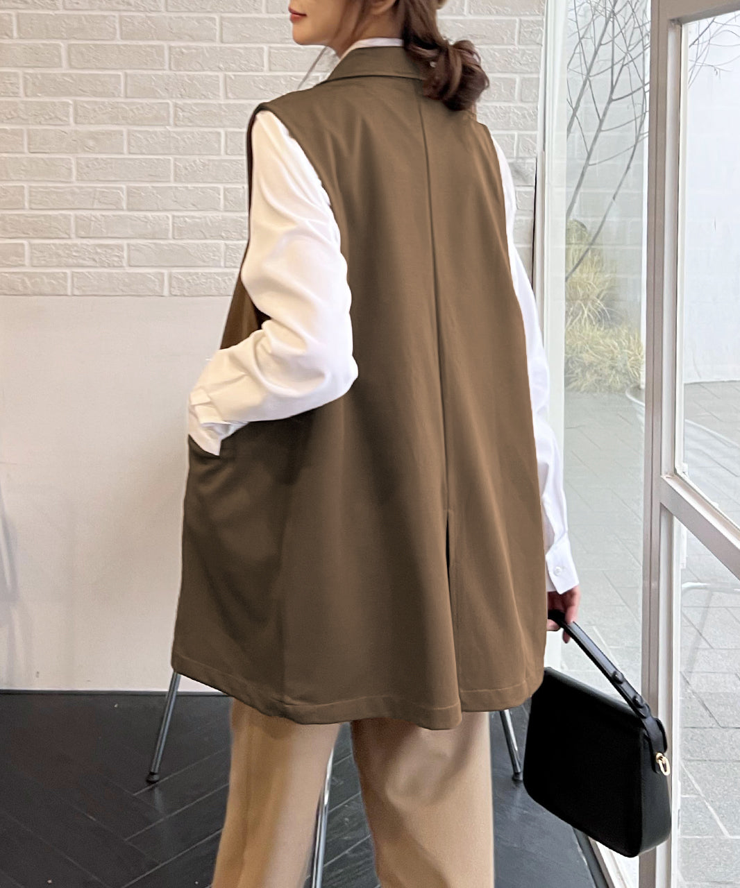 Adthie Easy to Move and Comfortable Stretch Material Tailored Gilet with Pockets