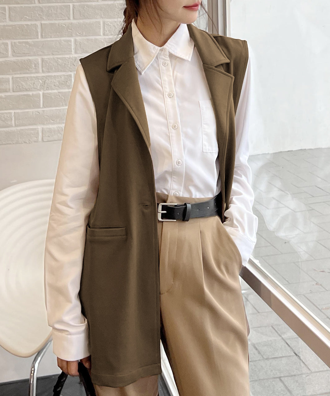Adthie Easy to Move and Comfortable Stretch Material Tailored Gilet with Pockets
