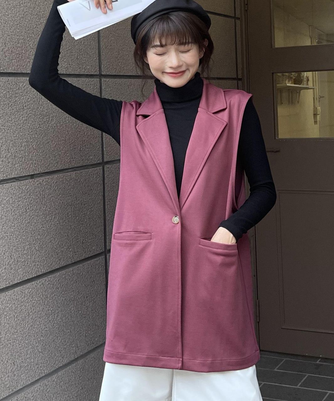 Adthie Easy to Move and Comfortable Stretch Material Tailored Gilet with Pockets