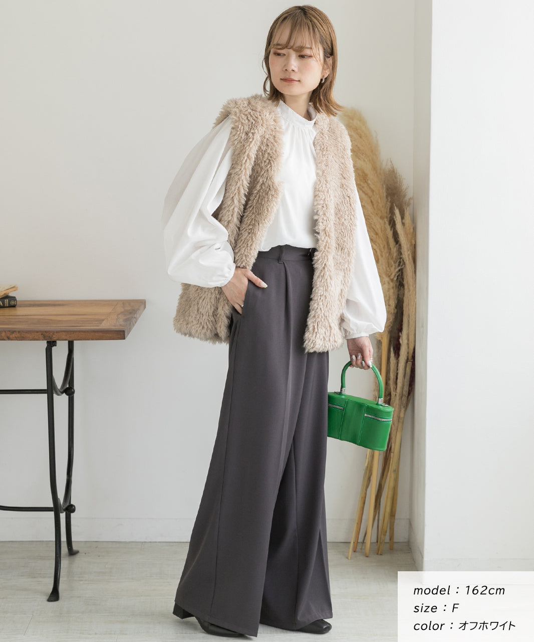 Adthie ad thie 【2023AW New Collection】 Wing Shoulder Band Collar Blouse