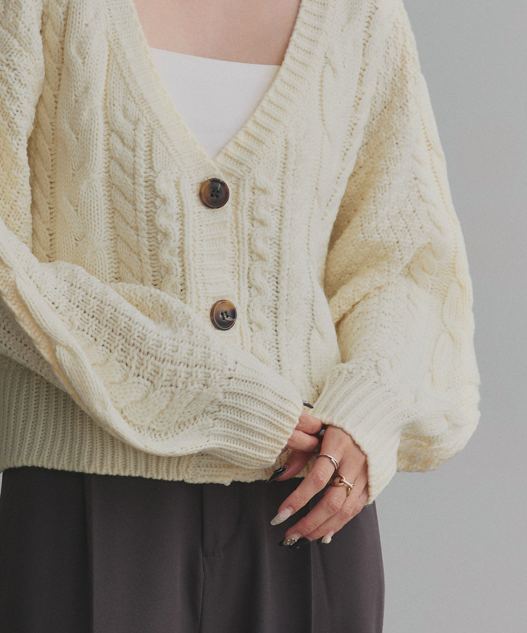 アドティエ ad thie 袖ボリュームざっくりVネックニットカーディガン （ダークグリーン） ダークグリーン