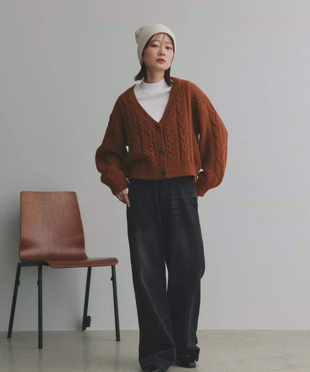 アドティエ ad thie 袖ボリュームざっくりVネックニットカーディガン （ダークグリーン） ダークグリーン