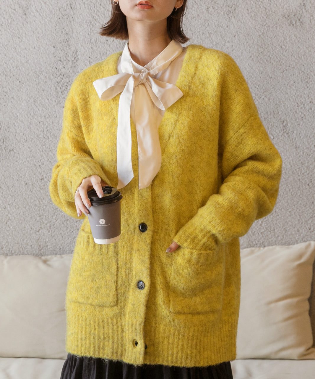 Adthie ad thie 【2023AW New Arrival】 Fluffy Boucle V-Neck Knit Cardigan