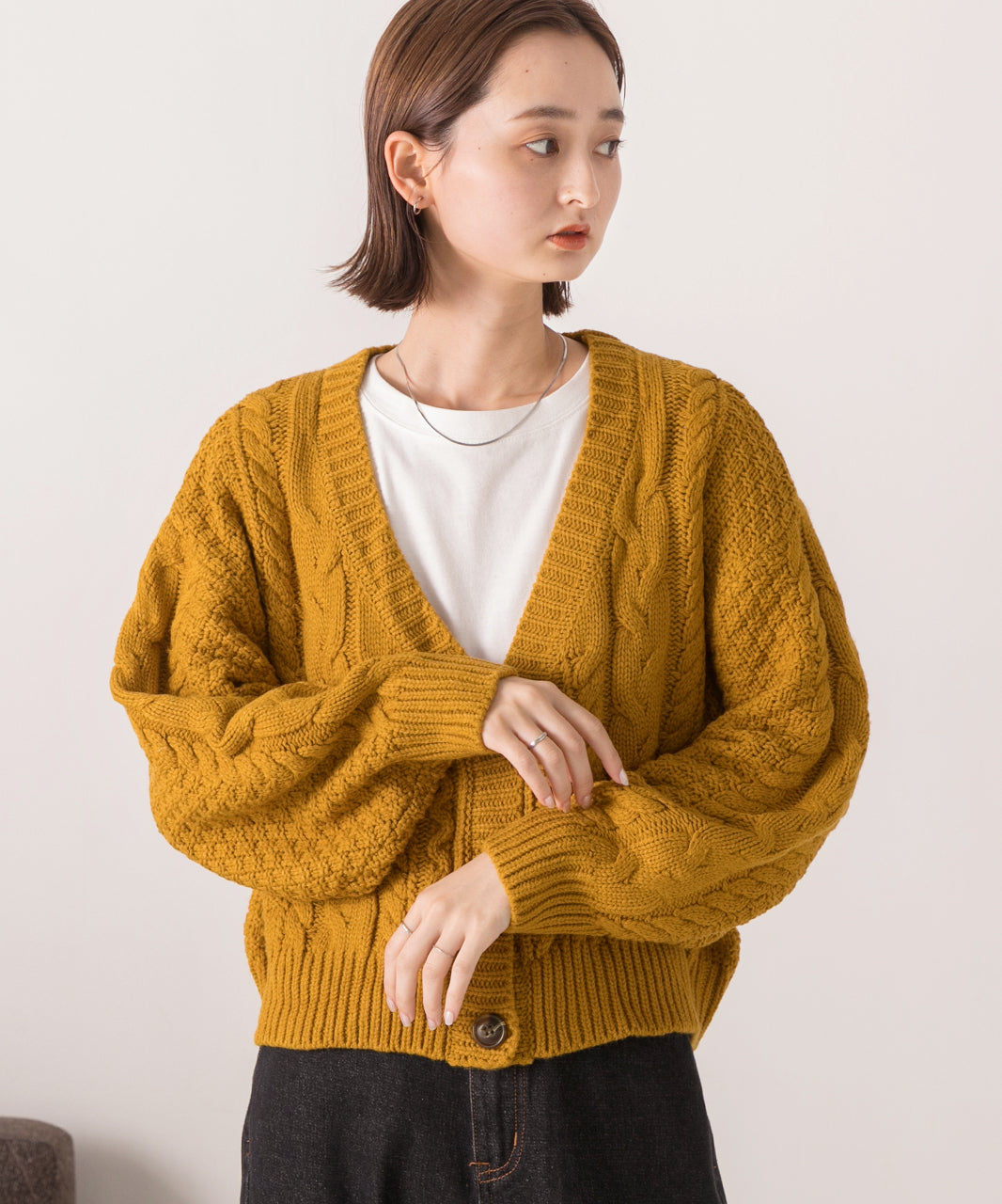 アドティエ ad thie 【2023AW新作】ボリュームスリーブ ケーブルニットカーディガン （アイボリー） アイボリー