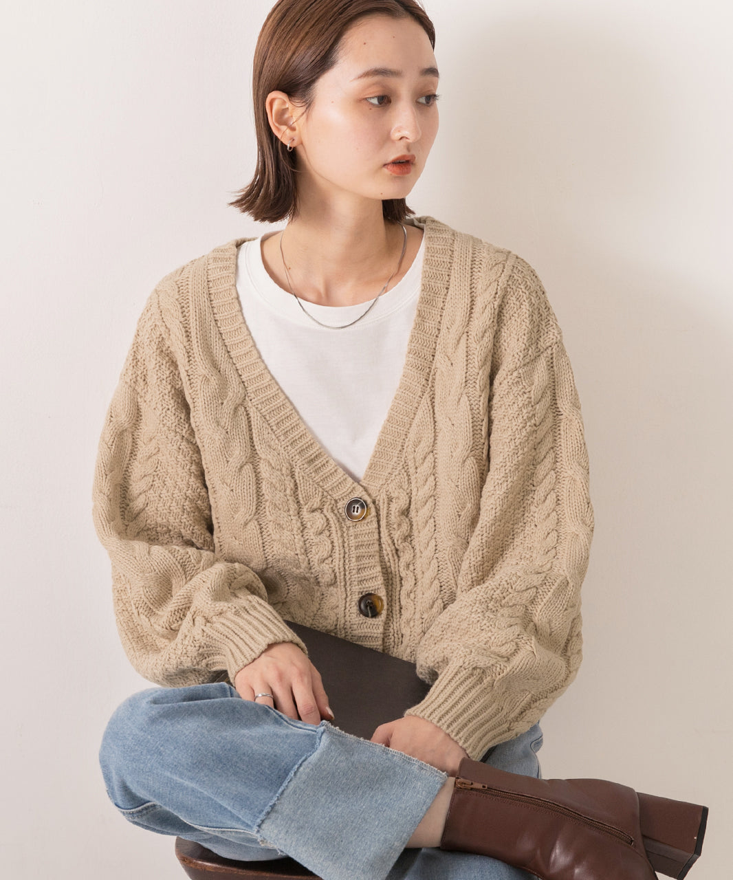 アドティエ ad thie 【2023AW新作】ボリュームスリーブ ケーブルニットカーディガン （アイボリー） アイボリー