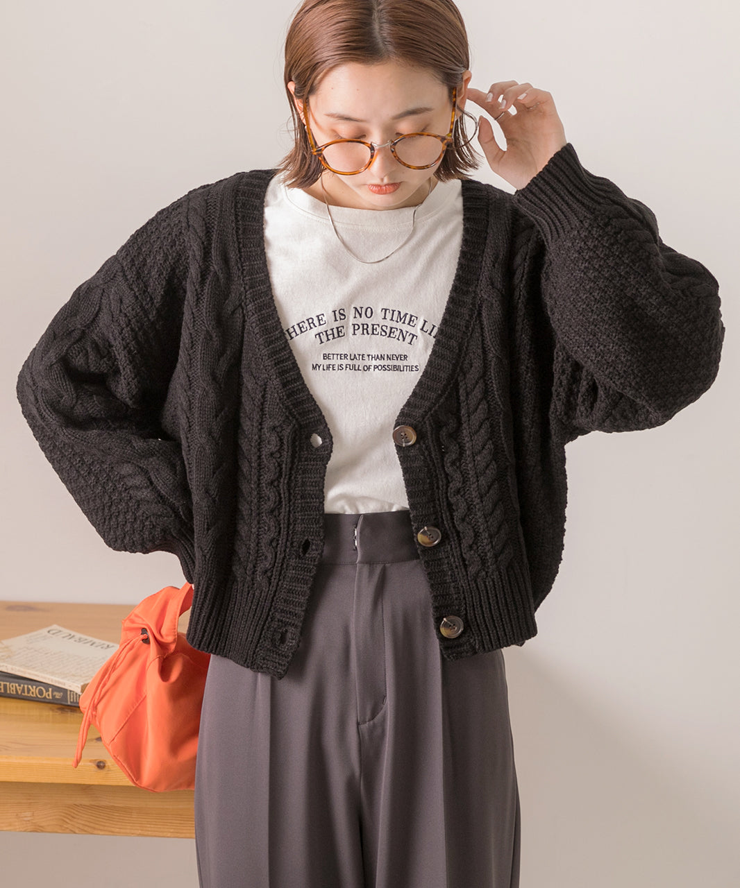 アドティエ ad thie 【2023AW新作】ボリュームスリーブ ケーブルニットカーディガン （アイボリー） アイボリー