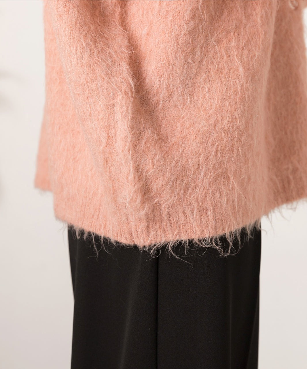 アドティエ ad thie オーバーシルエット ふんわりシャギーニットカーデ