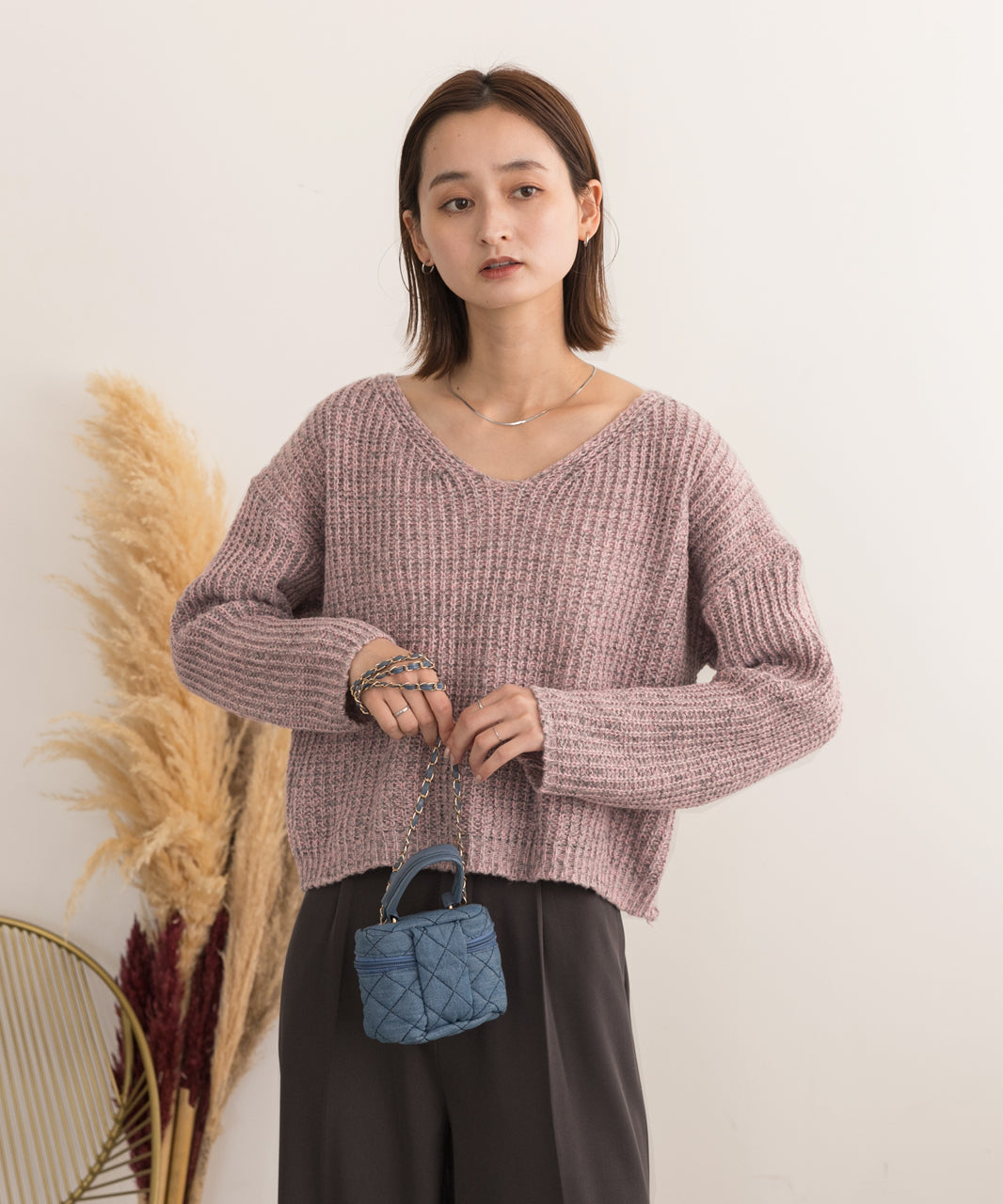 Adthie V-neck Short Mixed Color Knit