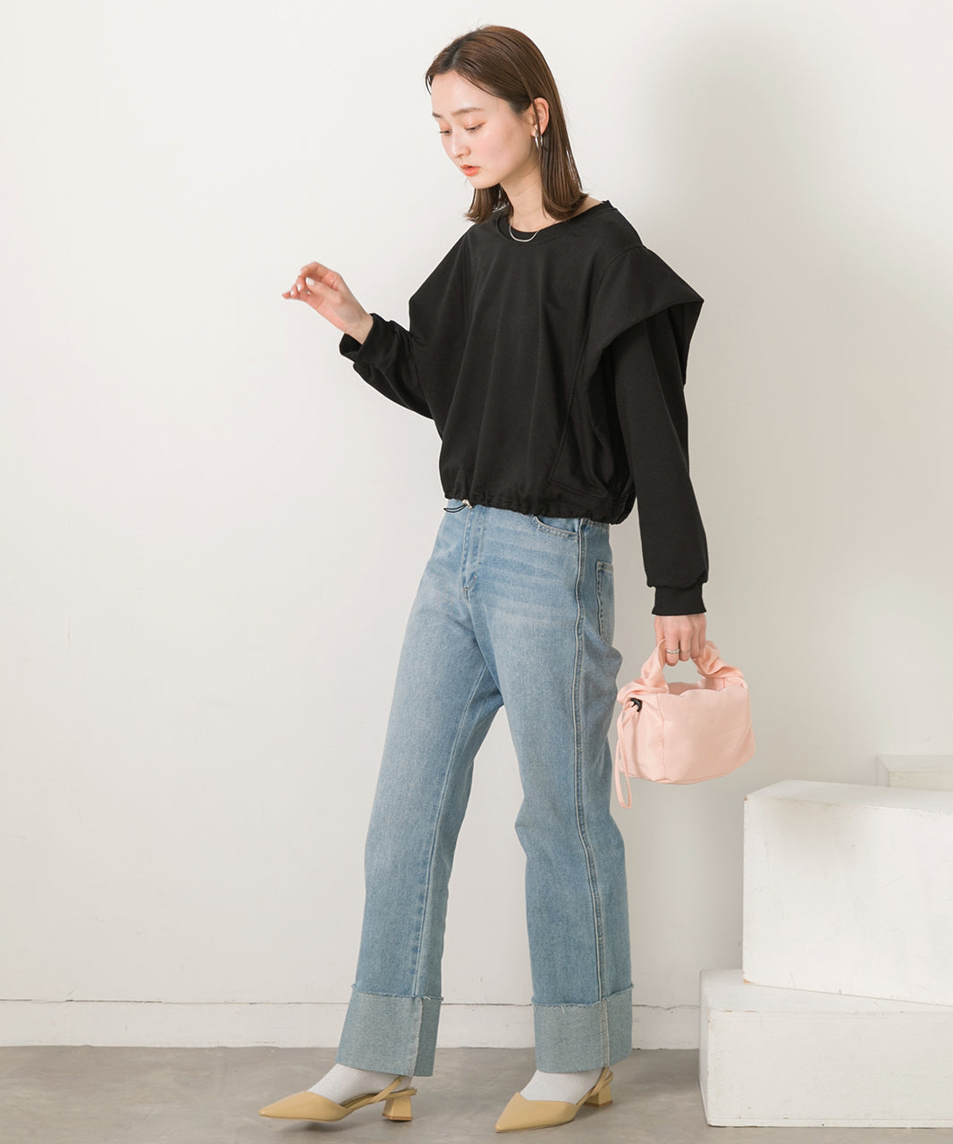 Adthie ad thie 【2024SS New Collection】Drawstring Hem Tuck Shoulder Top