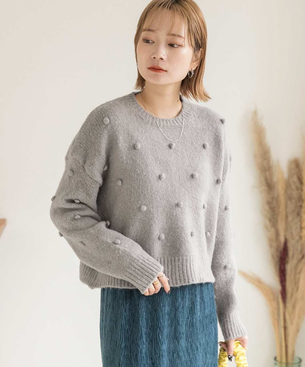 アドティエ ad thie ドット柄・クルーネック ショート丈ニット （オフホワイト） オフホワイト