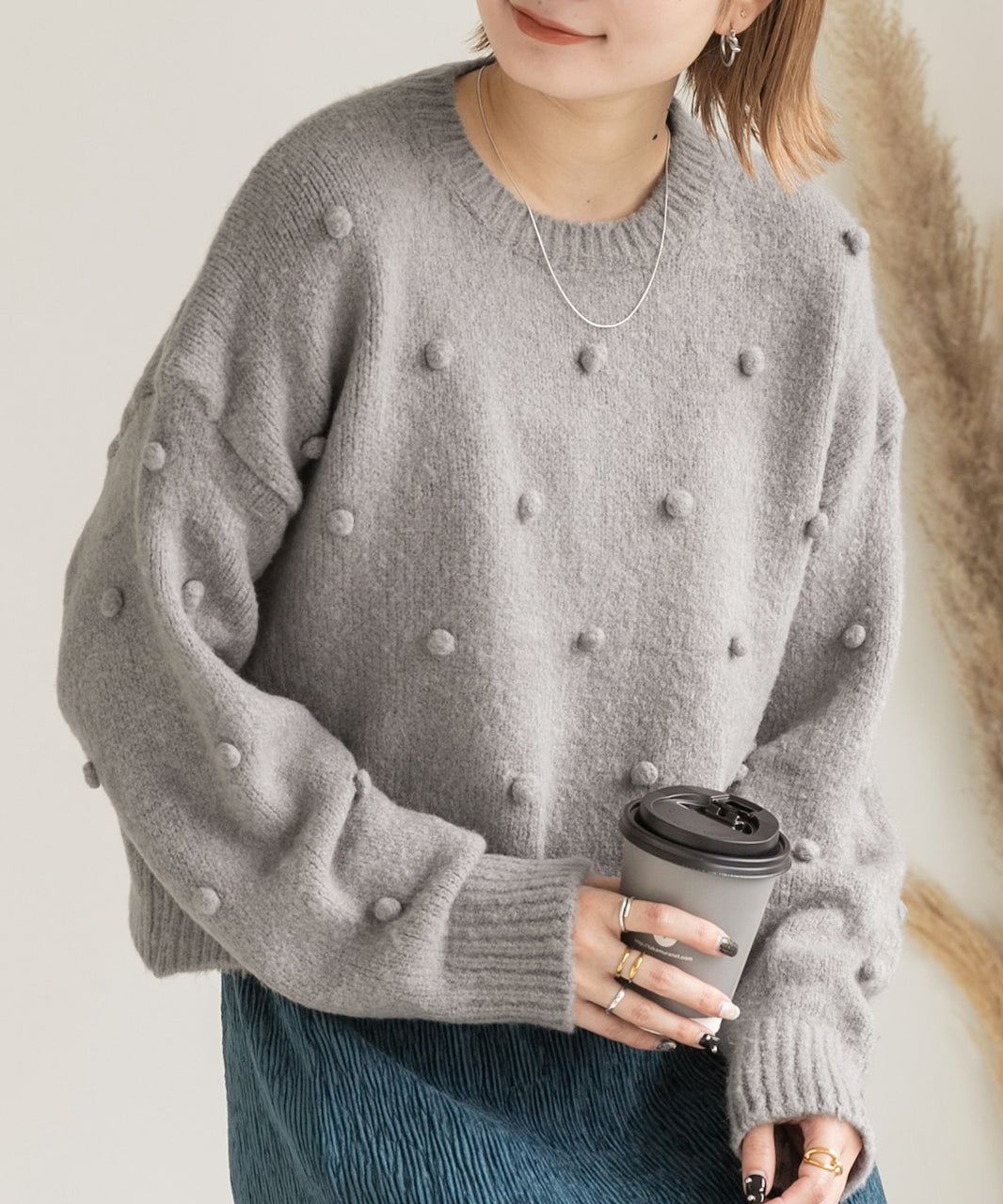 アドティエ ad thie ドット柄・クルーネック ショート丈ニット （オフホワイト） オフホワイト