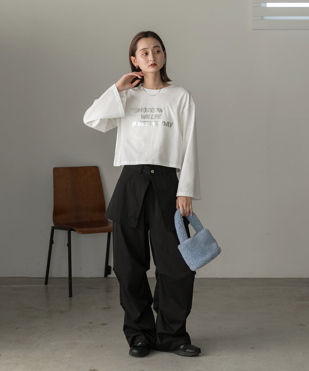 アドティエ ad thie 【2024AW新作】箔アソートプリント ショート丈ロングTシャツ （ブラック(プリント2)） ブラック(プリント2)