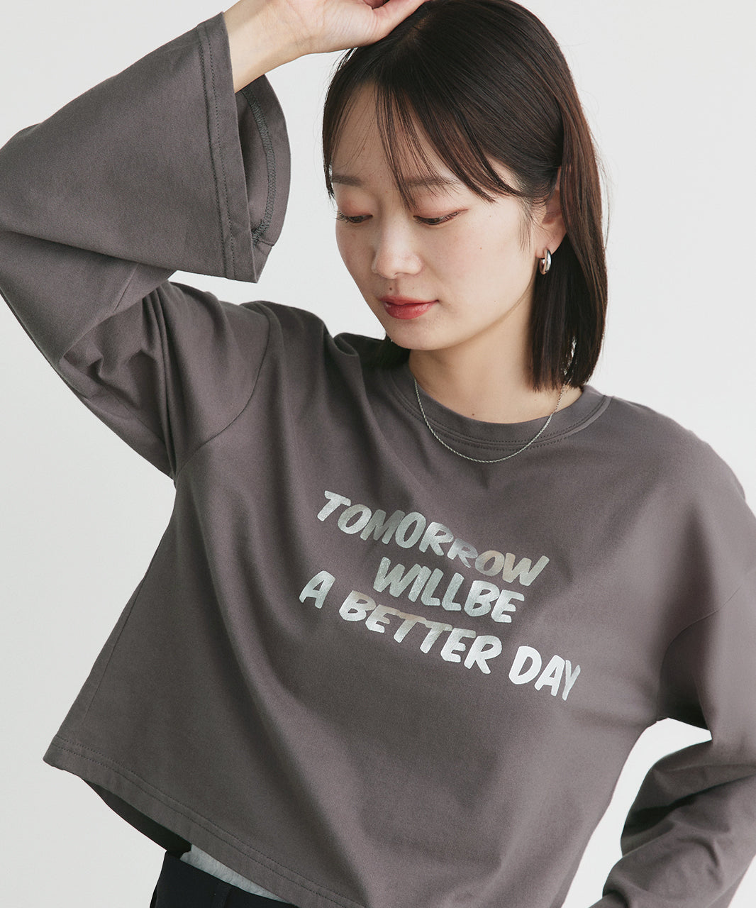アドティエ ad thie 【2024AW新作】箔アソートプリント ショート丈ロングTシャツ （ブラック(プリント2)） ブラック(プリント2)
