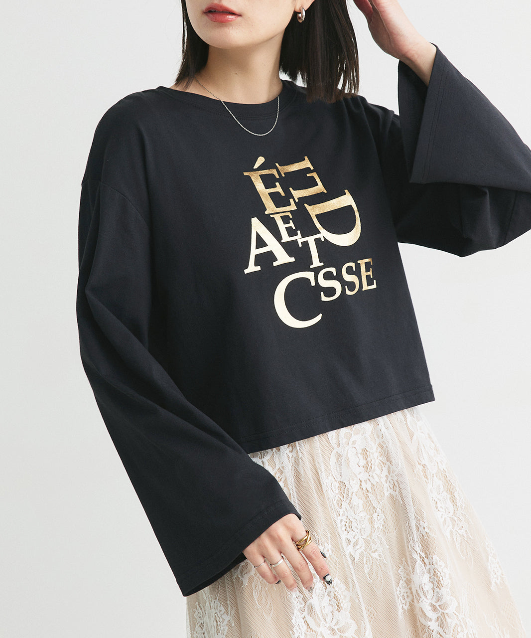 アドティエ ad thie 【2024AW新作】箔アソートプリント ショート丈ロングTシャツ （ブラック(プリント2)） ブラック(プリント2)