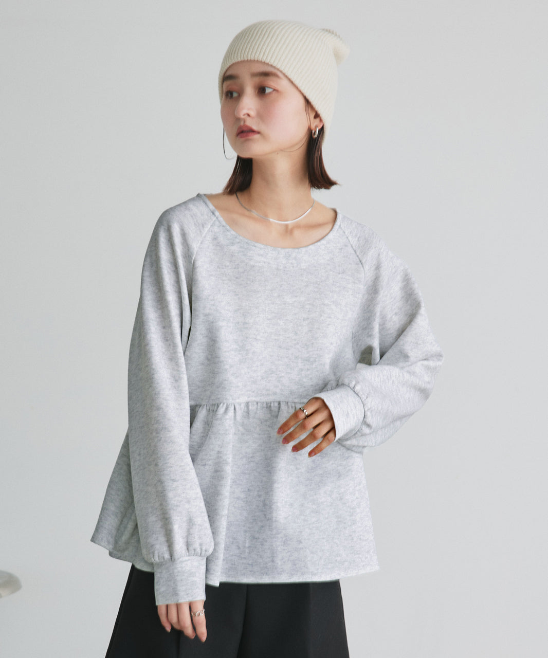 アドティエ ad thie ウエストギャザーポンチプルオーバー