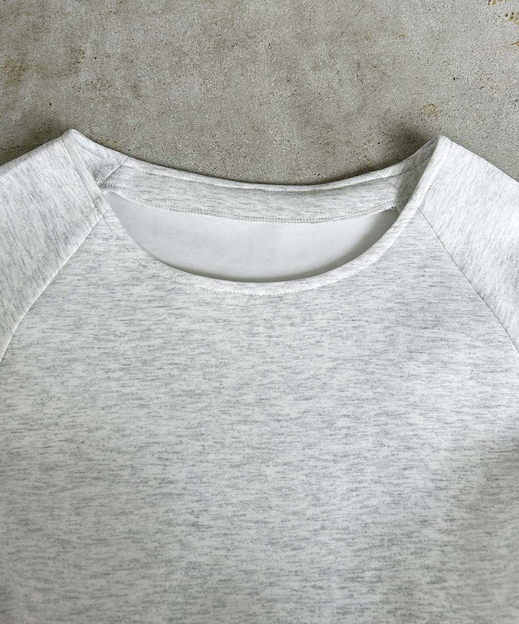 アドティエ ad thie ウエストギャザーポンチプルオーバー