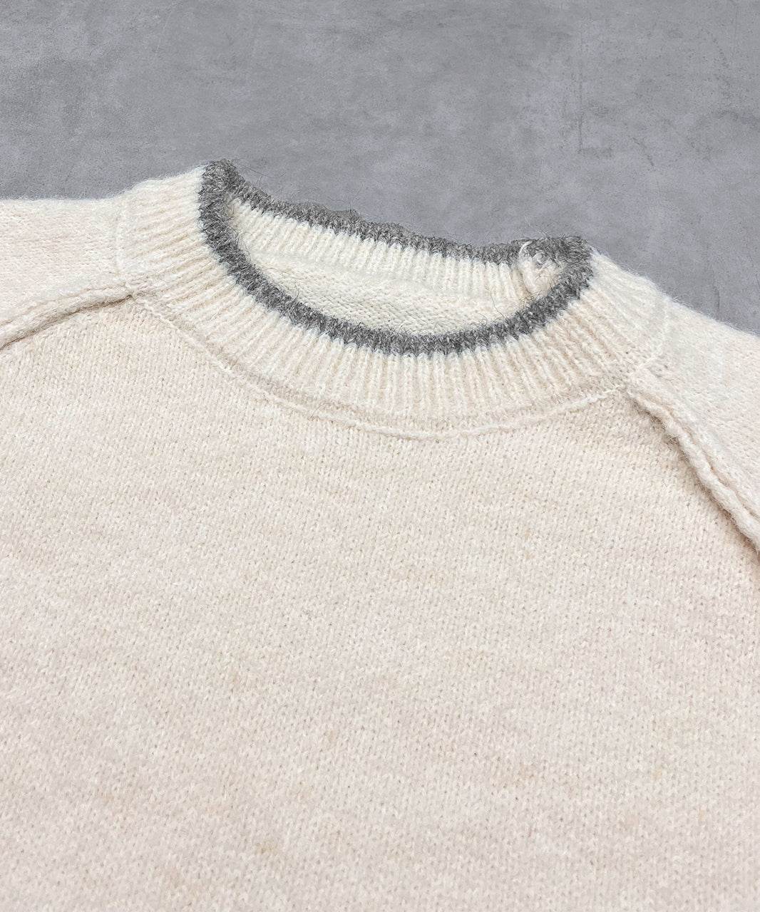 アドティエ ad thie 配色ラグランクルーネックニット