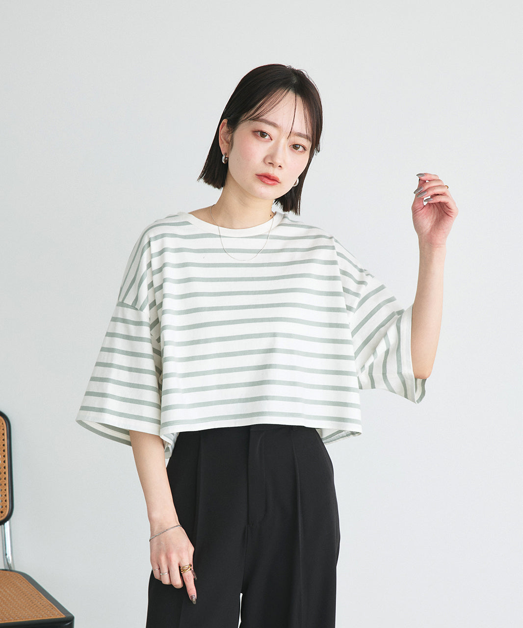 アドティエ ad thie 【2025SS新作】ベーシックショート丈Tシャツ （ブラック） ブラック