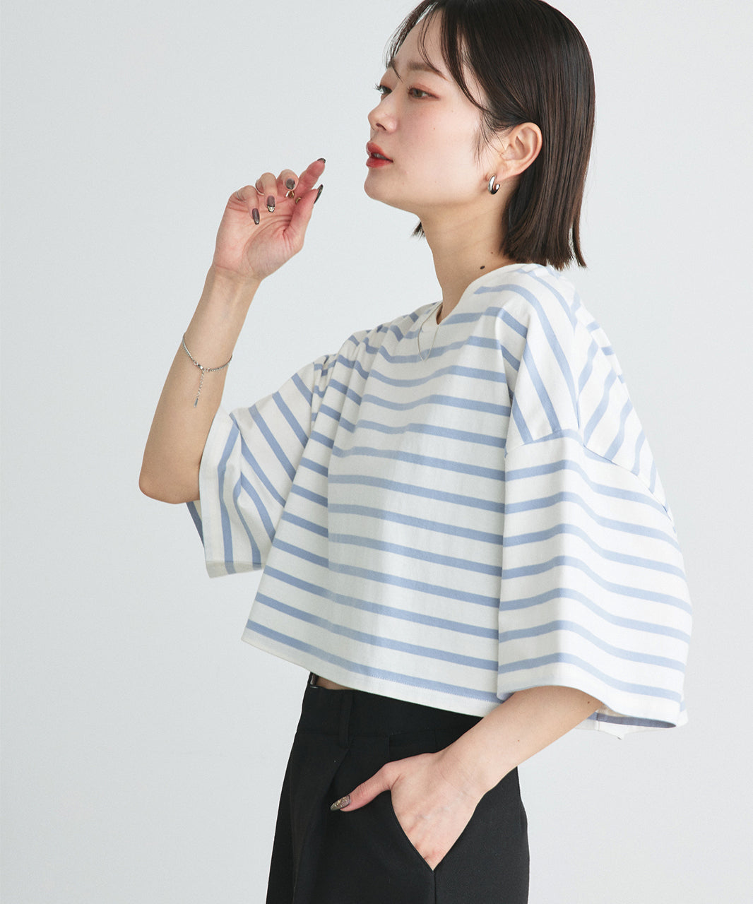 アドティエ ad thie 【2025SS新作】ベーシックショート丈Tシャツ （ブラック） ブラック