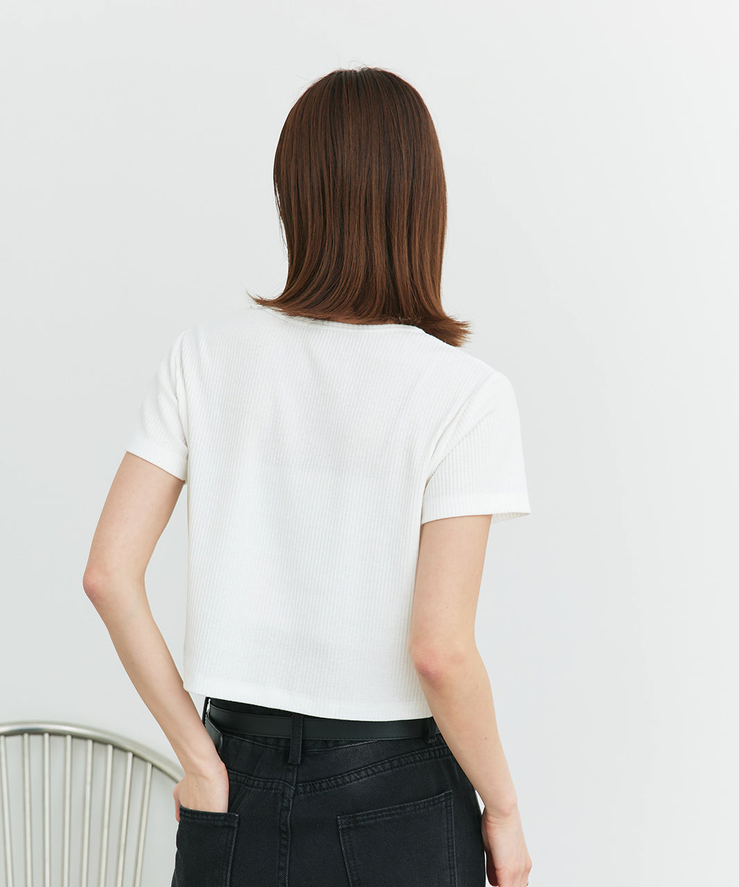 アドティエ ad thie 【2025SS新作】リブクルーネックコンパクトTシャツ （オフホワイト） オフホワイト