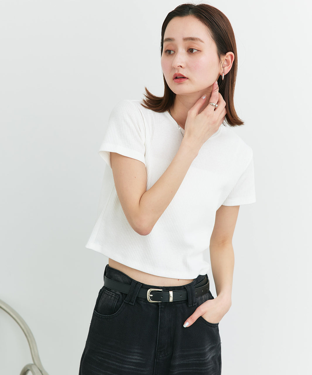 アドティエ ad thie 【2025SS新作】リブクルーネックコンパクトTシャツ （オフホワイト） オフホワイト