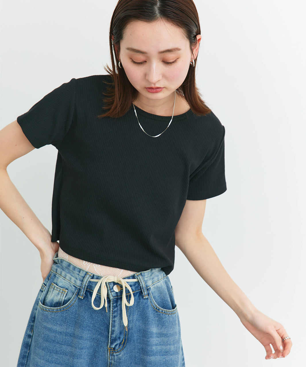 アドティエ ad thie 【2025SS新作】リブクルーネックコンパクトTシャツ （オフホワイト） オフホワイト