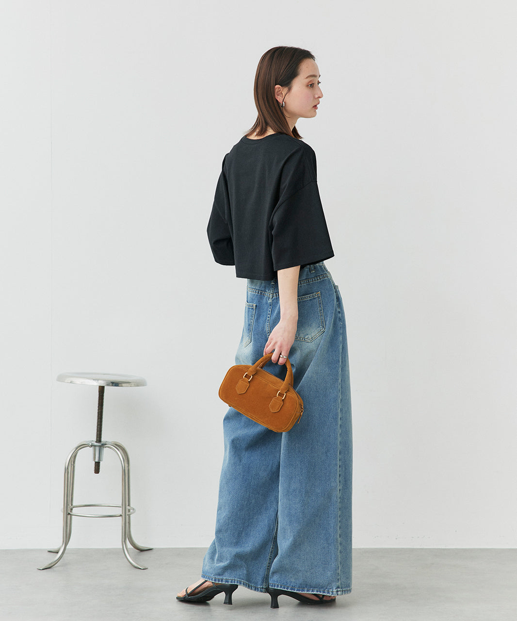 アドティエ ad thie 【2025SS新作】ヴィンテージライク箔プリントTシャツ （ブラック） ブラック