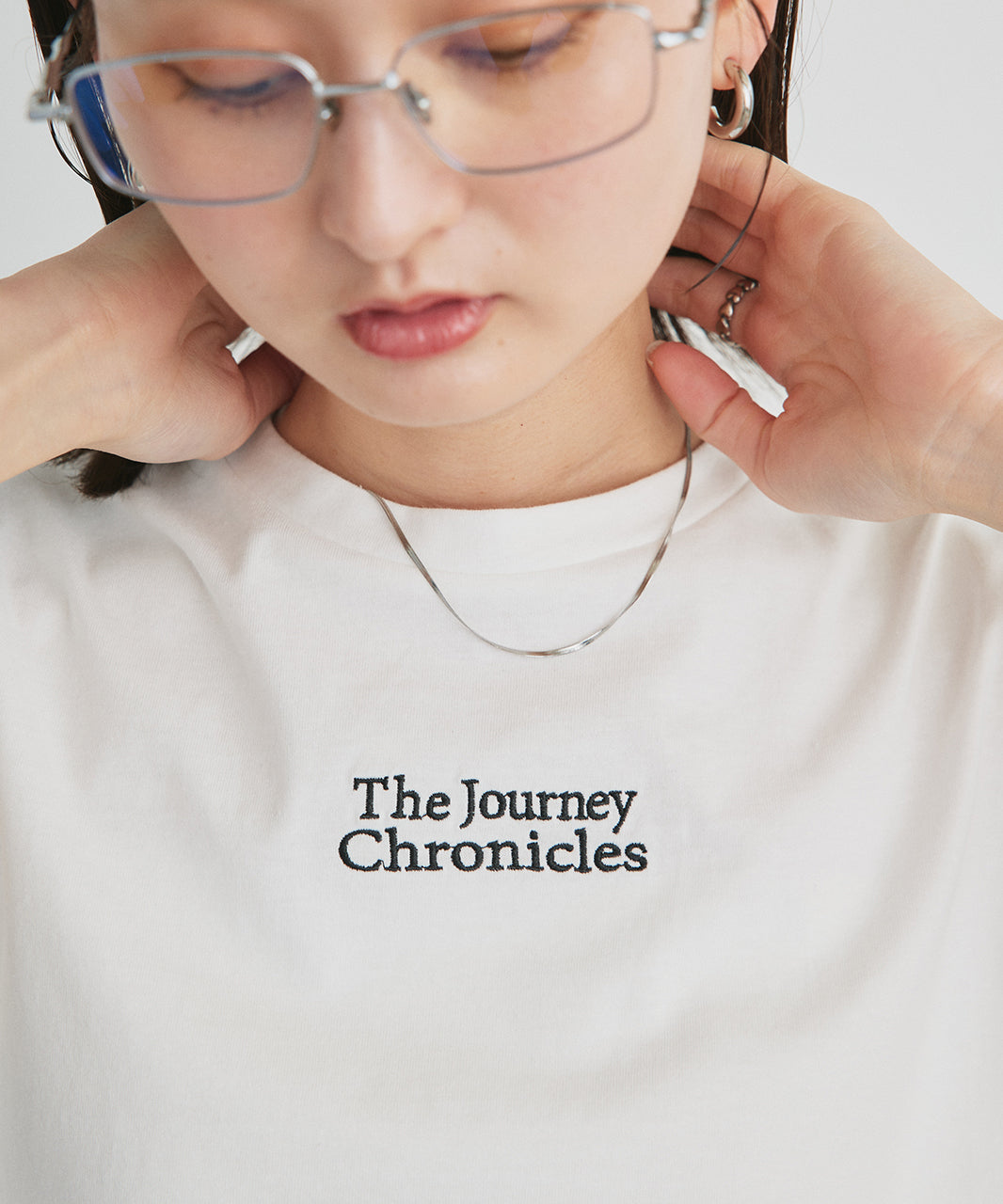 アドティエ ad thie 【2025SS新作】ロゴ刺繍フレンチスリーブTシャツ （オフホワイト） オフホワイト