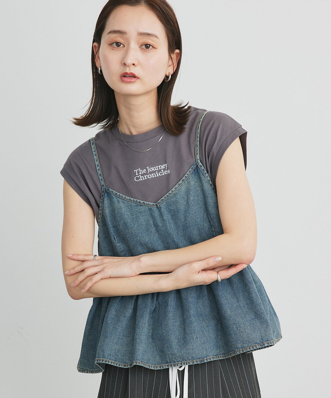 アドティエ ad thie 【2025SS新作】ロゴ刺繍フレンチスリーブTシャツ （オフホワイト） オフホワイト